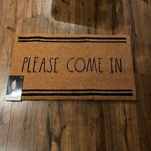 Rae Dunn 20x34 please come in door mat